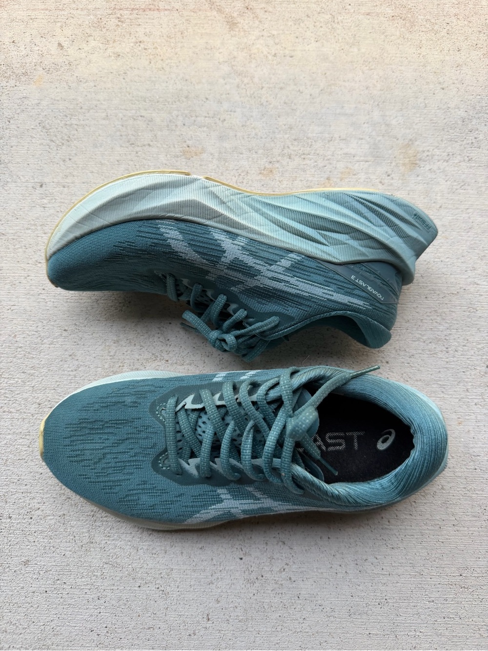 ASICS Women’s Teal Lace-Up Running Sneakers